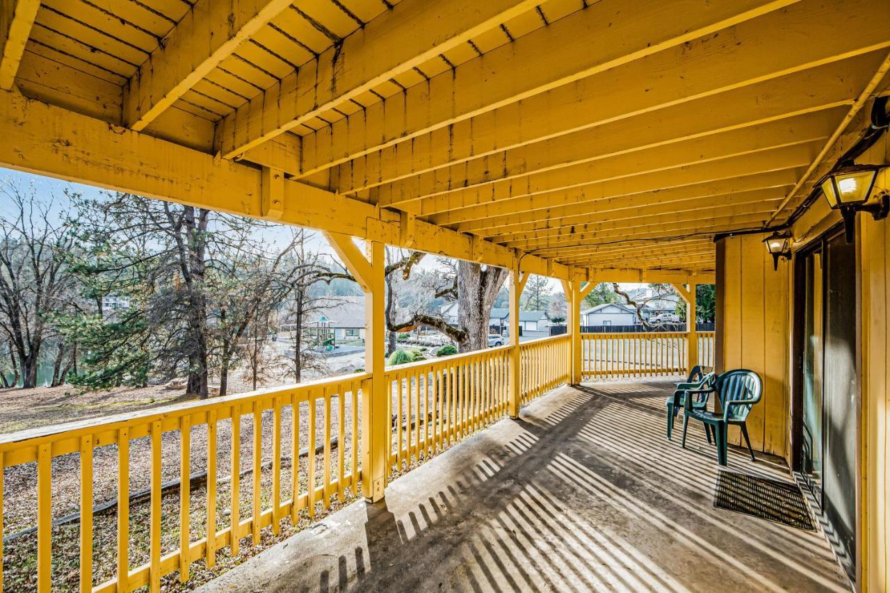 Luring Lakefront Landing Гровленд Экстерьер фото